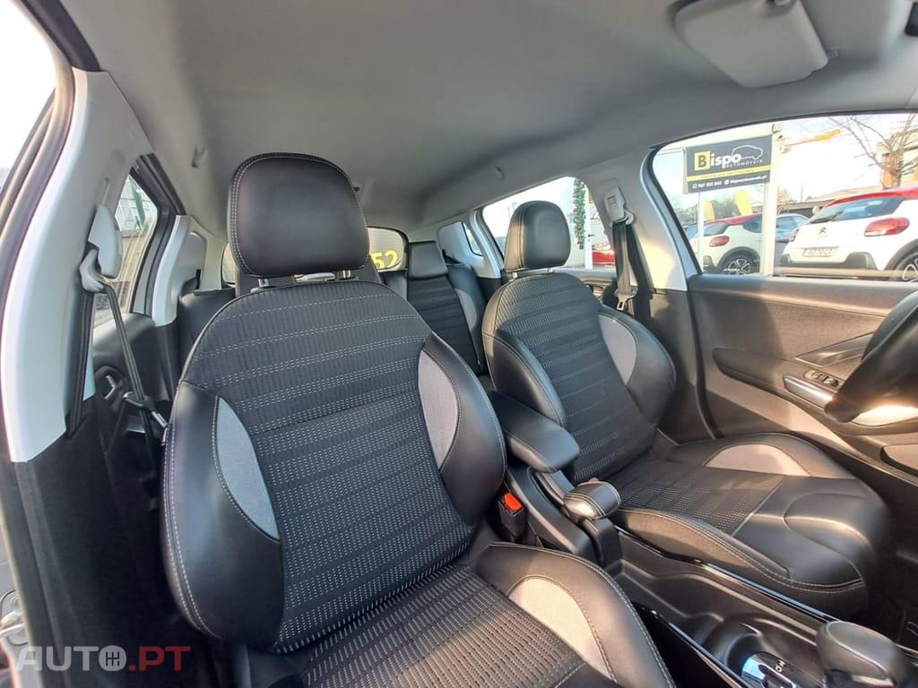 Peugeot 2008 1.2 PureTech Allure EAT6