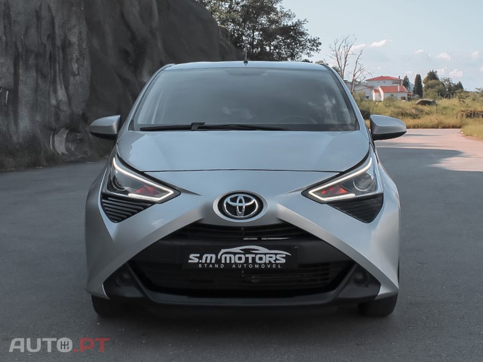 Toyota Aygo 1.0 X-Play Plus