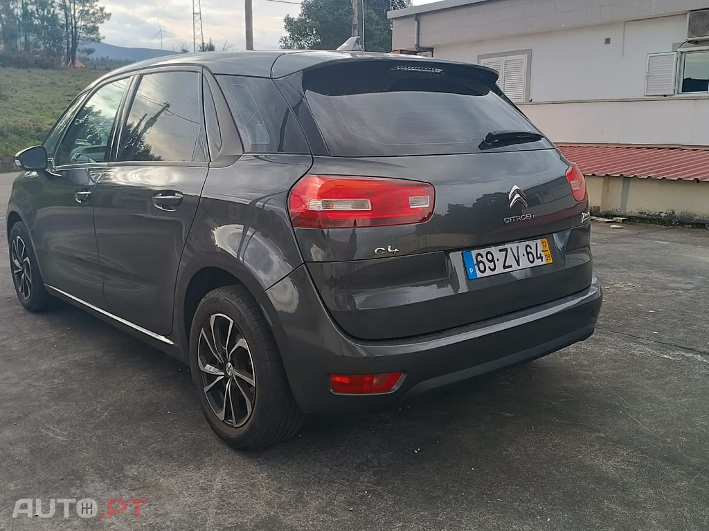 Citroen C4 Picasso Attraction