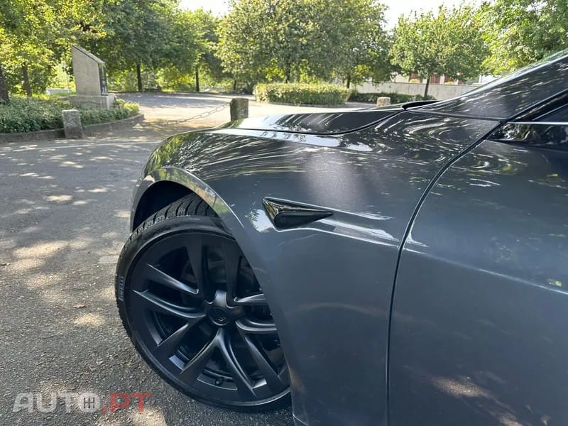 Tesla Model S Plaid AWD
