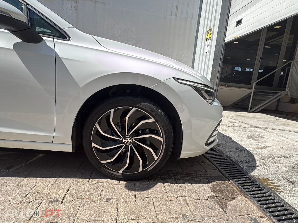 Volkswagen Golf 1.0 TSI Life