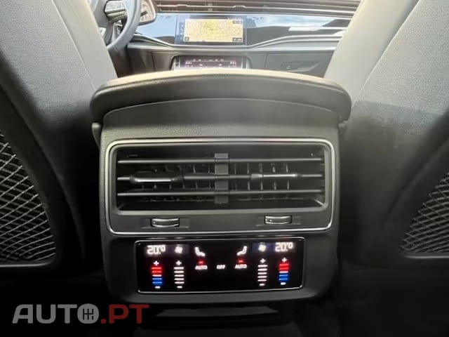 Audi RSQ8 4.0 TFSi Matrix