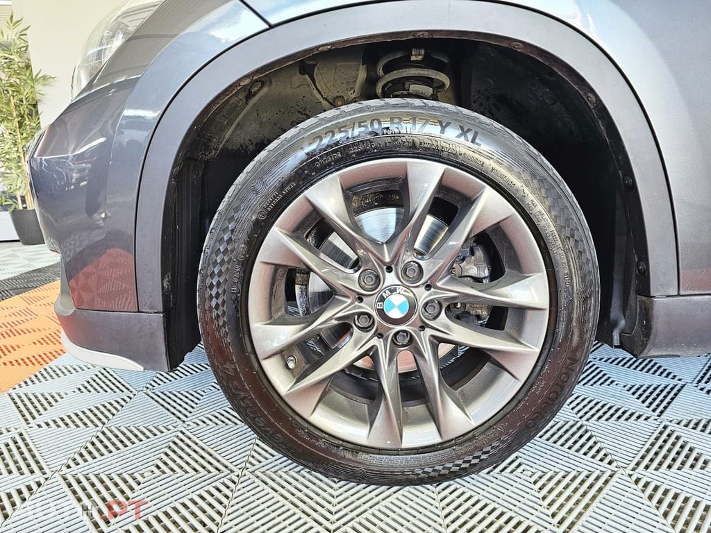 BMW X1 18 d sDrive Advantage