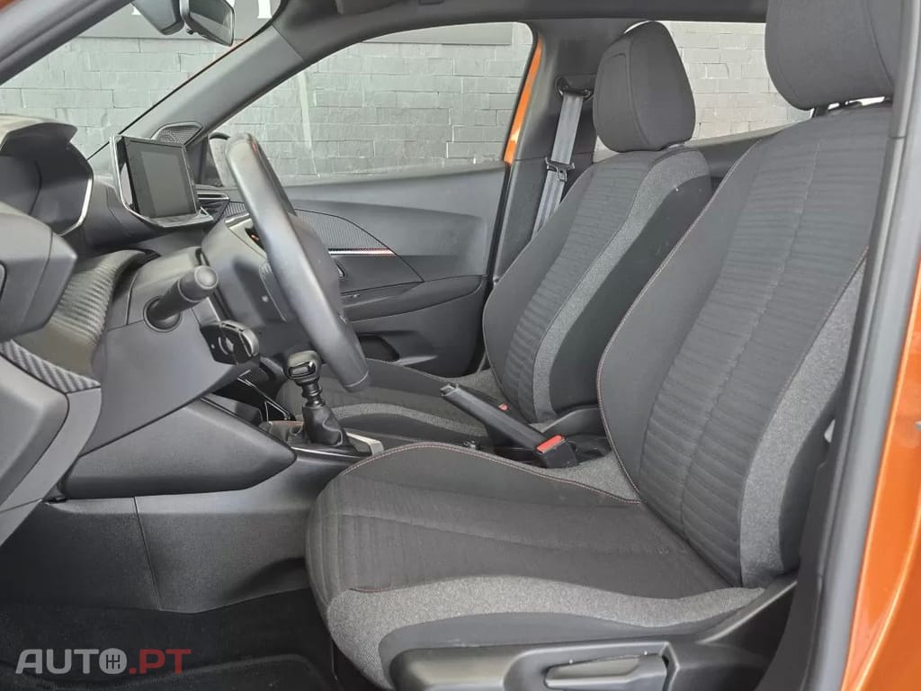 Peugeot 2008 1.2 PureTech Style