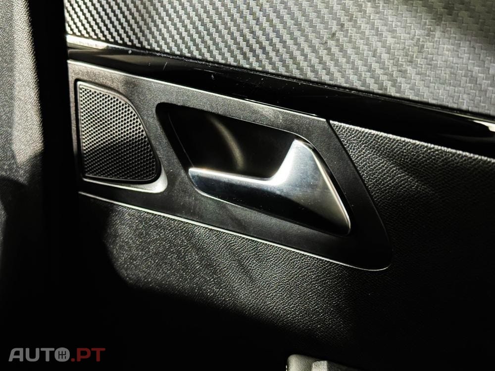 Peugeot E-2008 50 kWh GT Pack