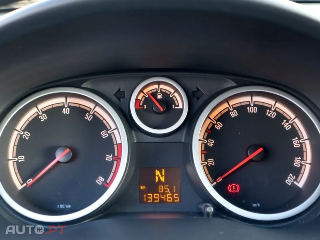 Opel Corsa 1.2 Enjoy Easytronic