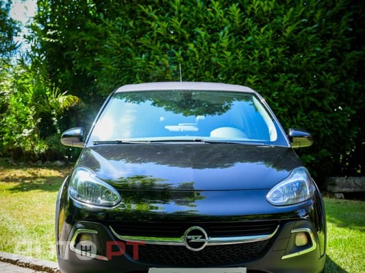 Opel Adam 1.0 T Rocks
