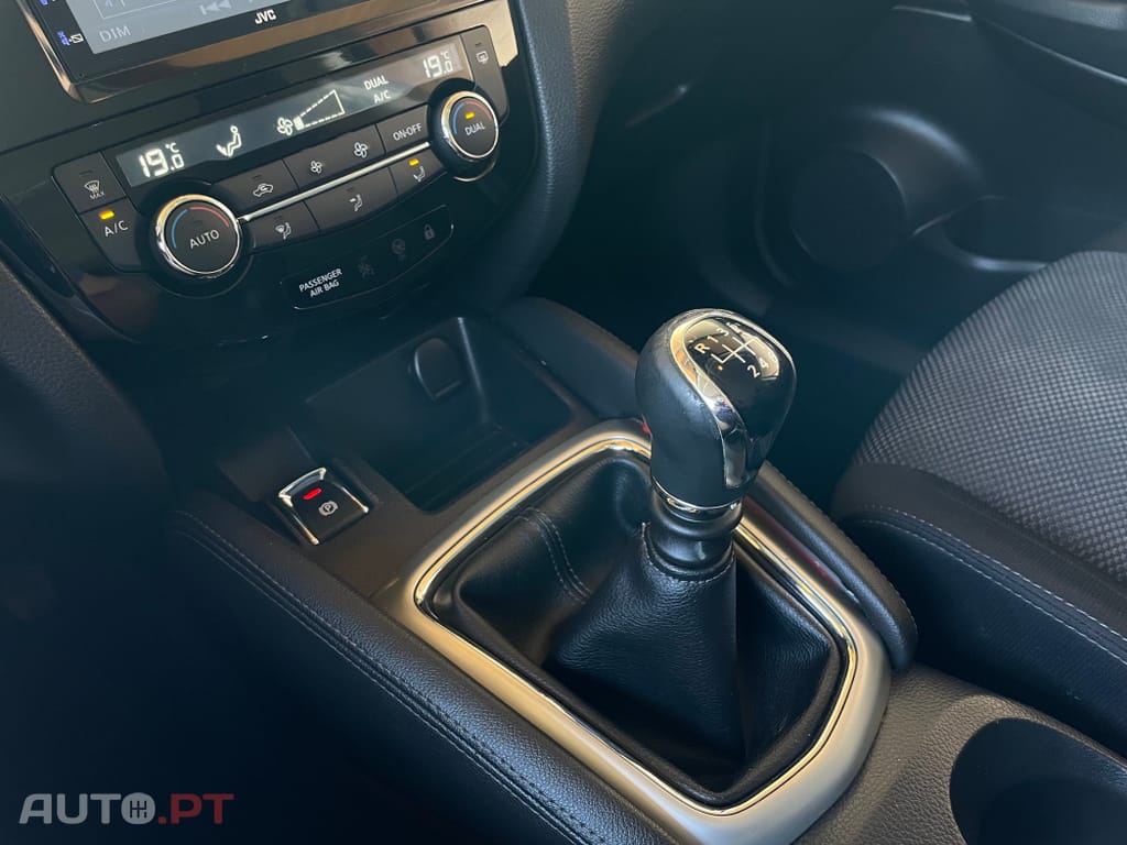 Nissan Qashqai 1.5 dCi Acenta Connect