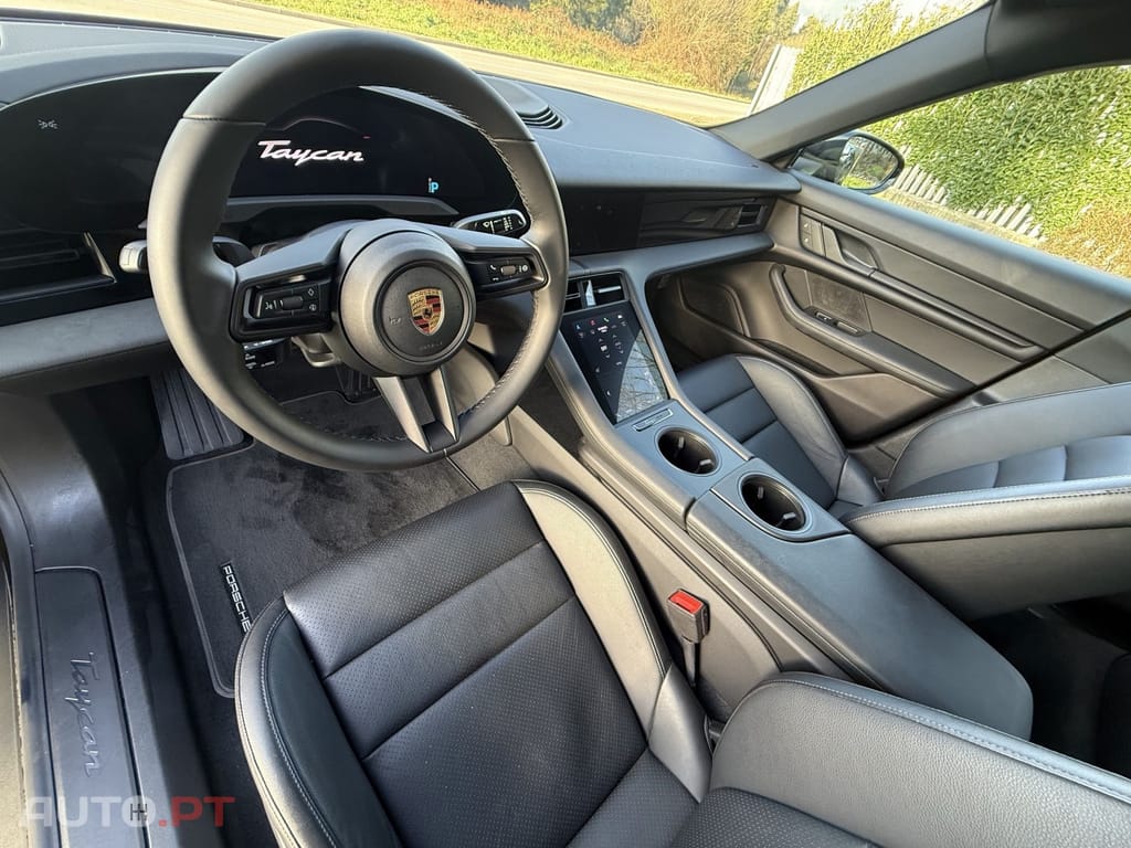 Porsche Taycan Performance Plus