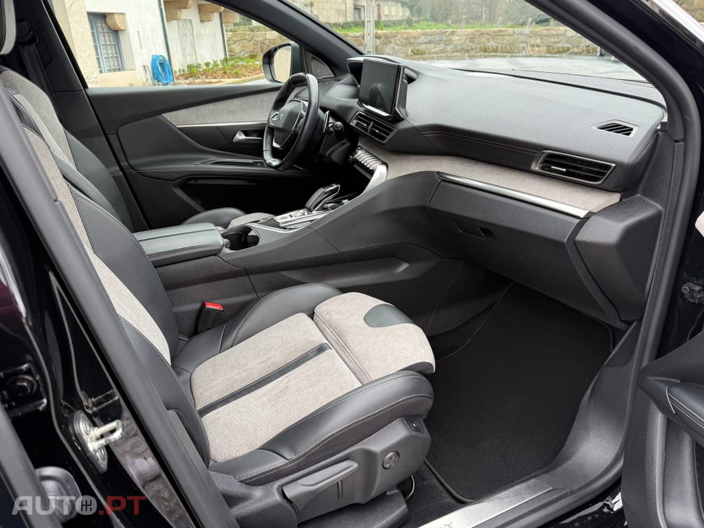 Peugeot 3008 1.6 Hybrid GT Pack e-EAT8