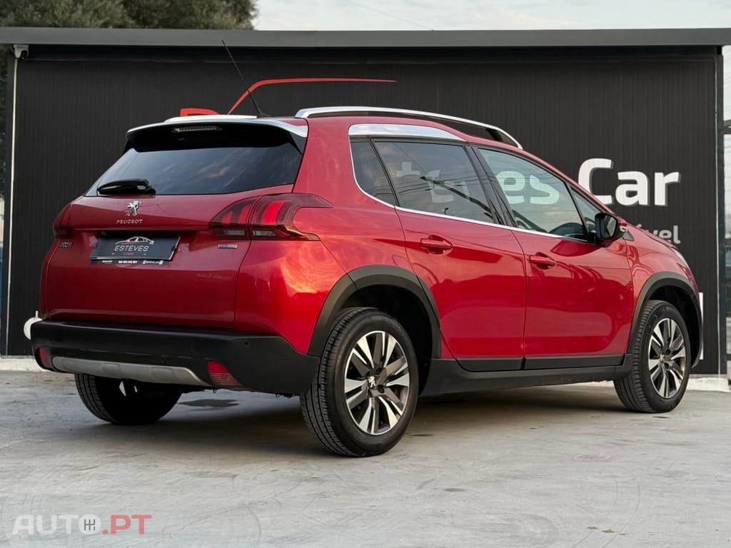 Peugeot 2008 1.2 VTi Access