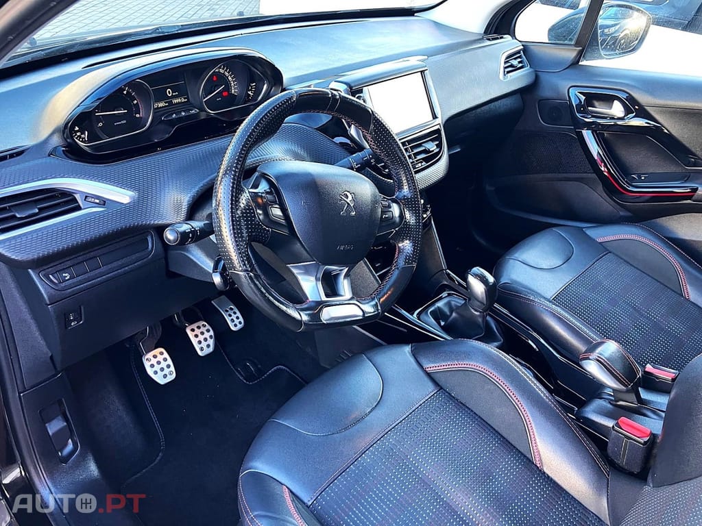 Peugeot 2008 BLUE-HDI GT LINE