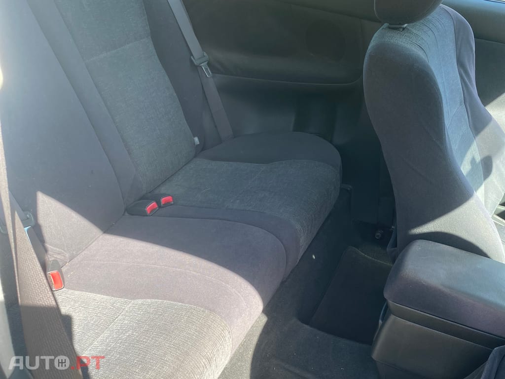 Toyota Corolla 1.4 vvt-i