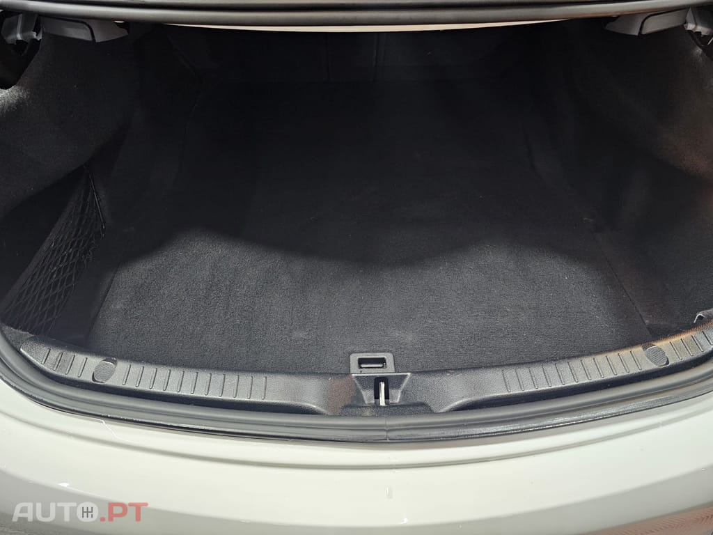 Mercedes-Benz C 250 d AMG Line 4-Matic Aut.