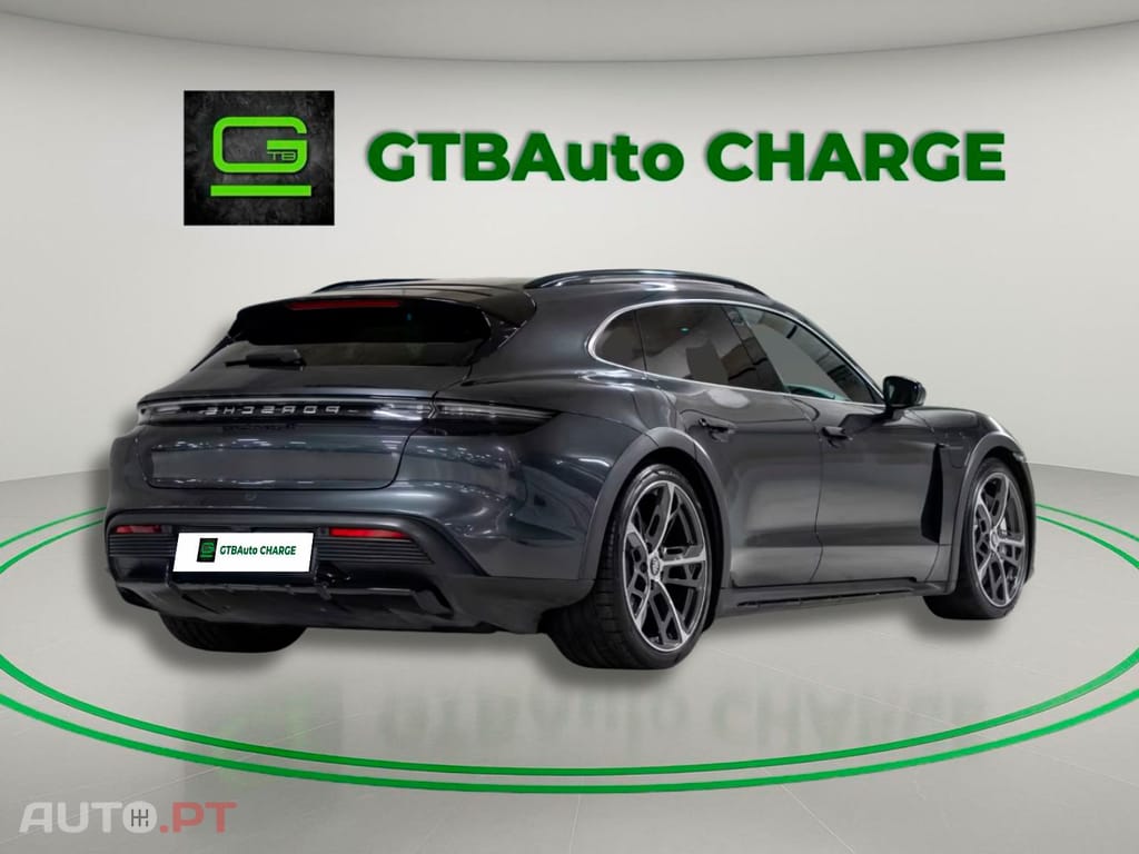 Porsche Taycan I.V.A DEDUTIVEL Turbo
