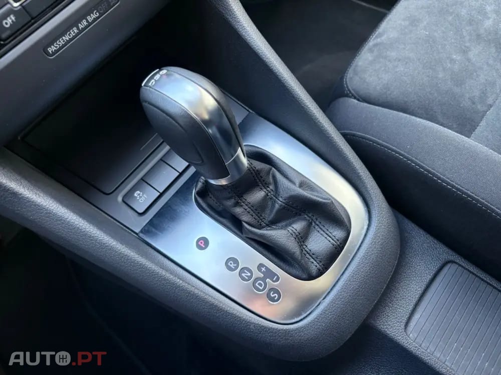Volkswagen Golf 2.0 TDi Highline DSG