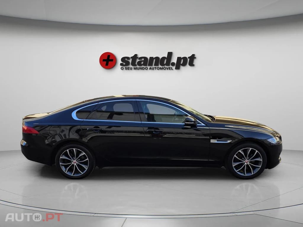 Jaguar XF 2.0 D Portfolio Aut.