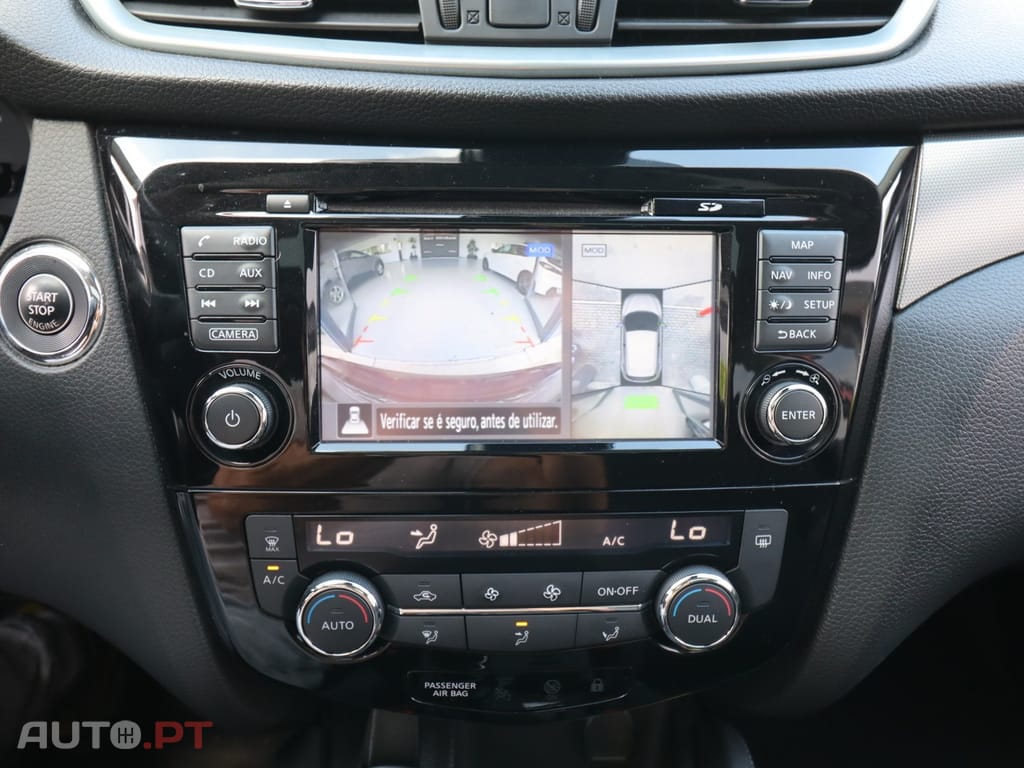 Nissan Qashqai 1.5 dCi N-Connecta J18