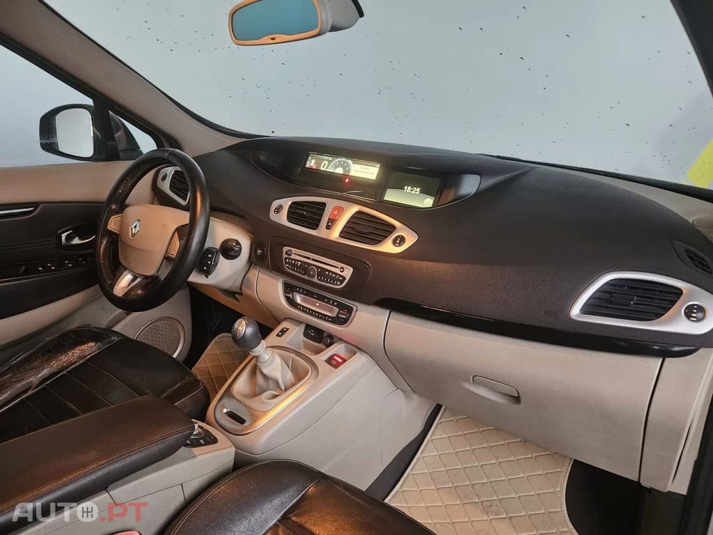 Renault Grand Scénic 1.5 dCi Bose Edition 7L