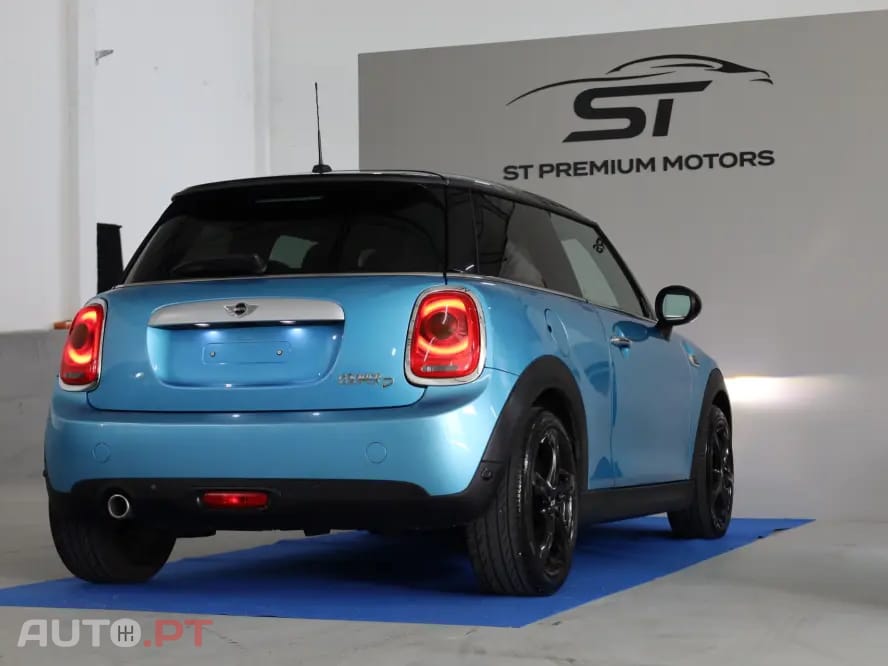 MINI Cooper Cooper D