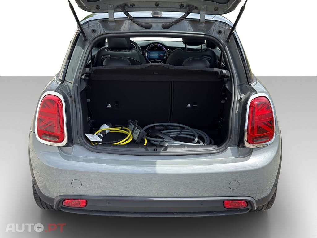MINI Cooper Cooper SE Camden Edition