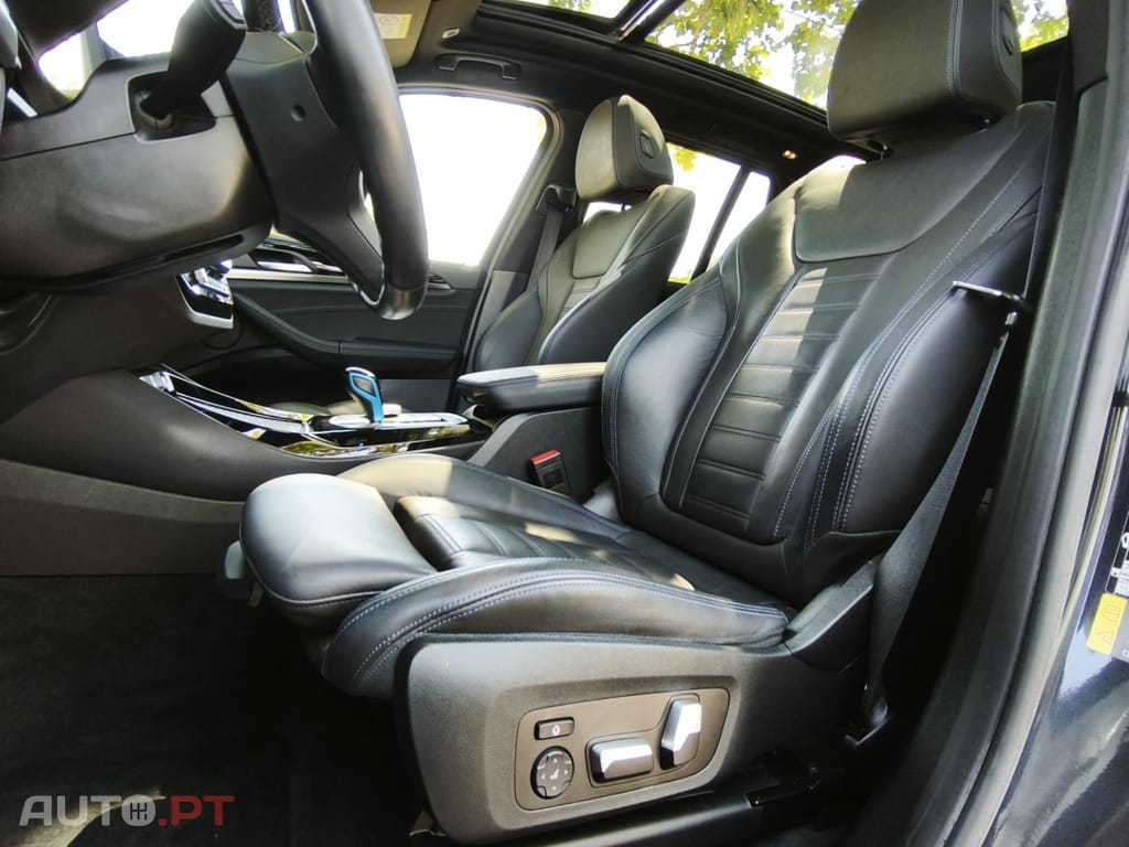 BMW iX3 M Sport Impressive