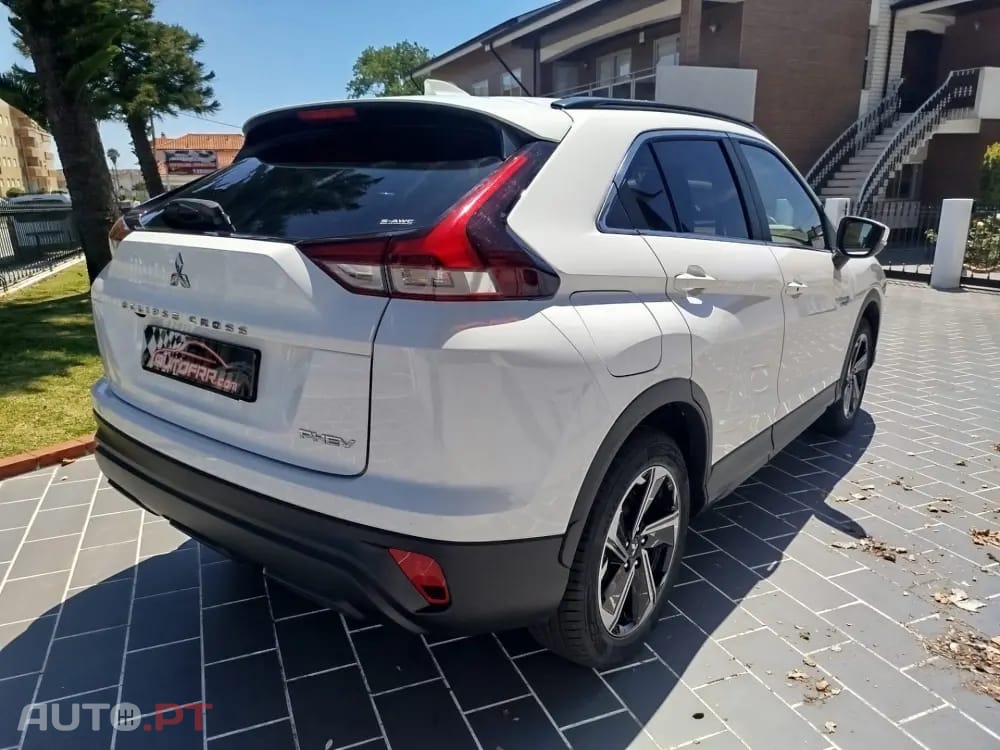 Mitsubishi Eclipse Cross 2.4 PHEV Black Edition