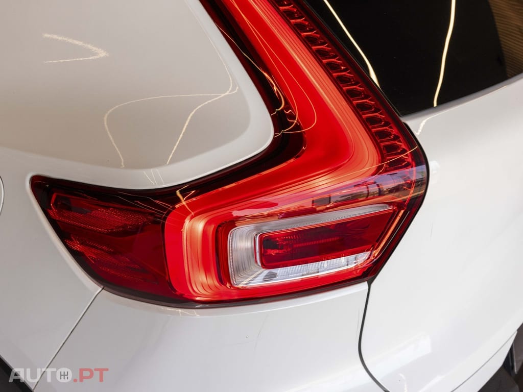 Volvo XC40 P8 AWD Recharge RDesign