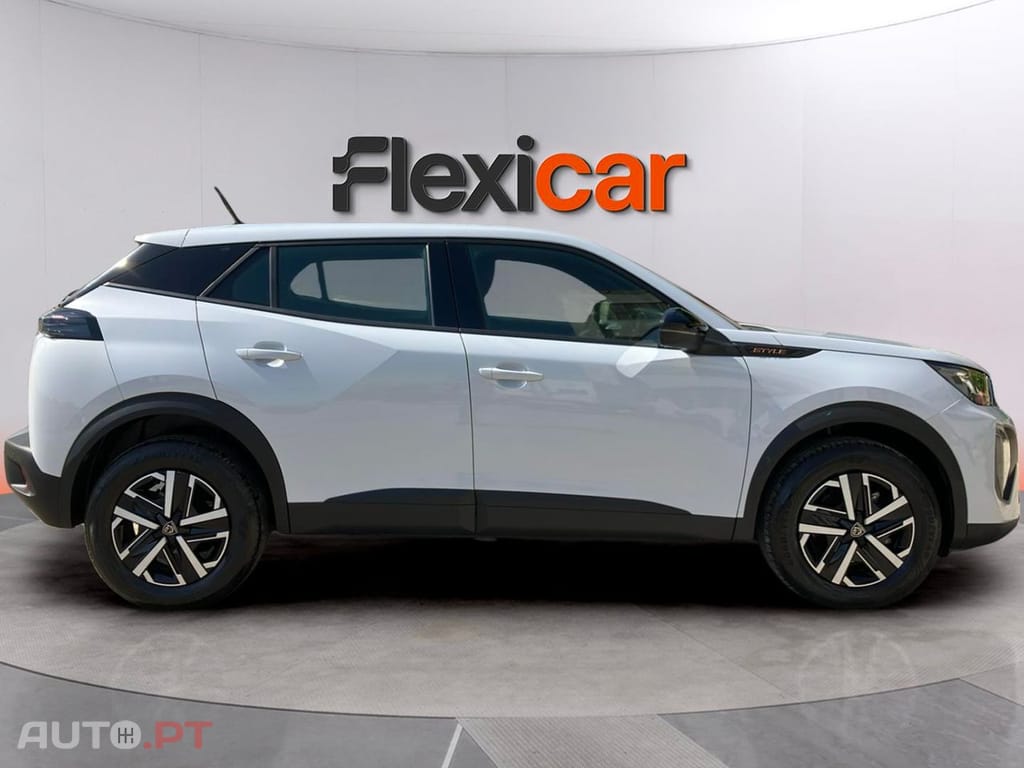 Peugeot 2008 1.2 Hybrid Style e-DCS6