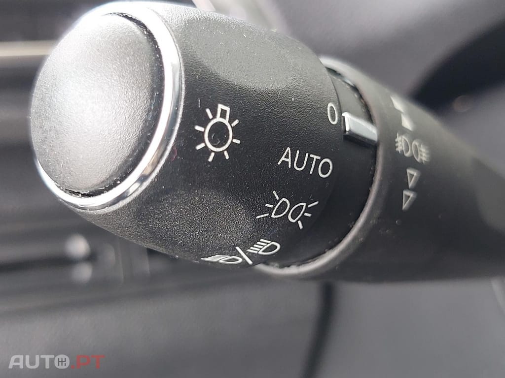 Peugeot 3008 1.5 BlueHDi Allure