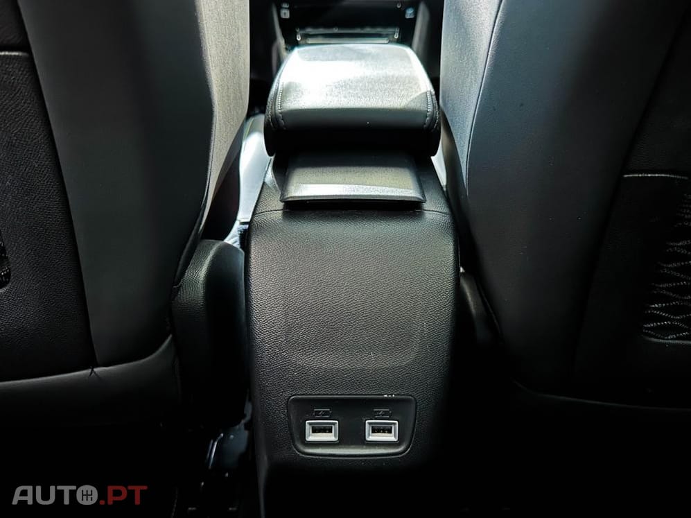 Peugeot E-208 50 kWh GT Pack