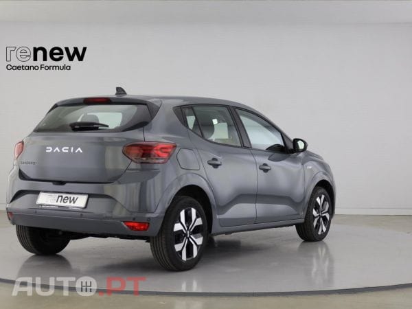 Dacia Sandero ECO-G 100 Bi-Fuel Journey