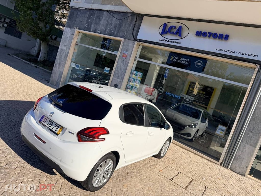 Peugeot 208 1.2 PureTech Style