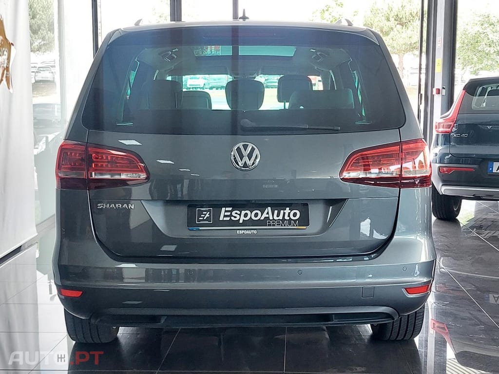 Volkswagen Sharan 2.0 TDI Highline DSG