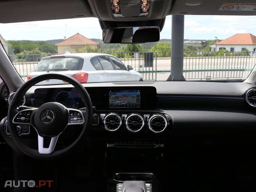 Mercedes-Benz A 250 e Progressive