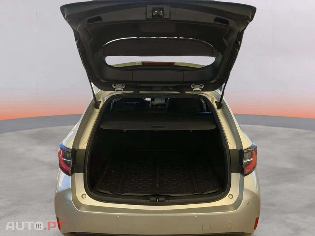 Toyota Corolla Touring Sports 1.8 Hybrid Comfort+P.Sport