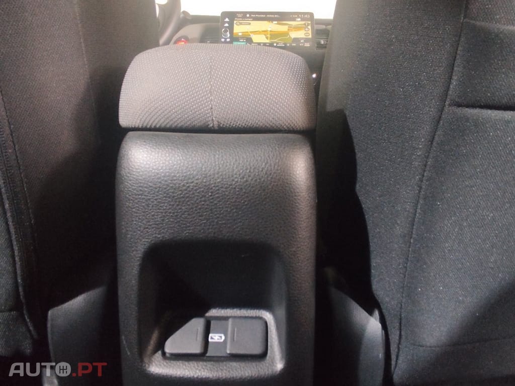 Honda Jazz 1.5i-MMD Crosstar Executive