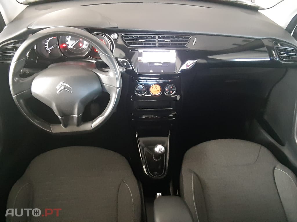 Citroën C3 Collection 1.2 PureTech 82 CV — fotografia 3