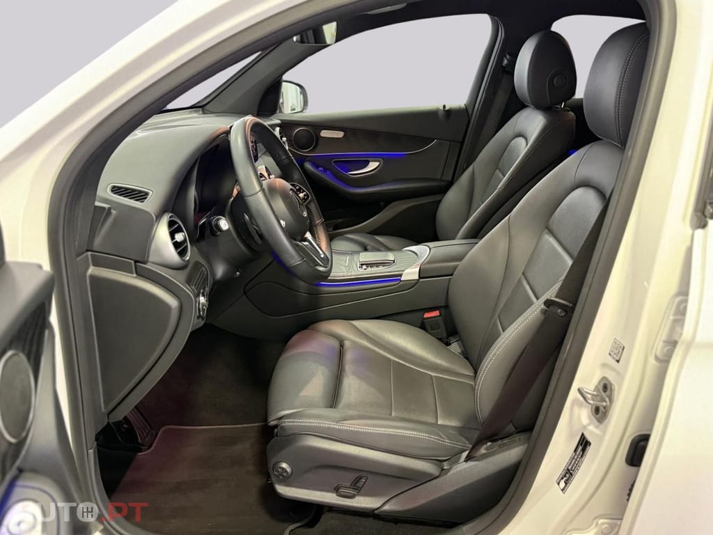 Mercedes-Benz GLC 300 de 4M I.V.A DEDUTÍVEL 
