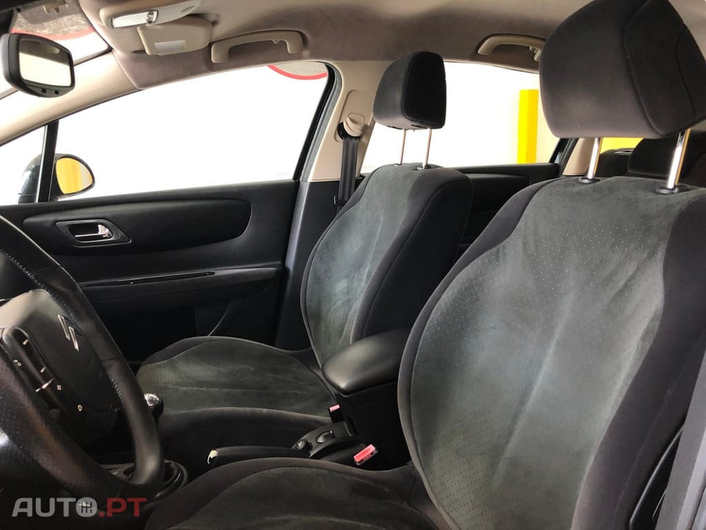 Citroen C4 1.6 HDi Exclusive