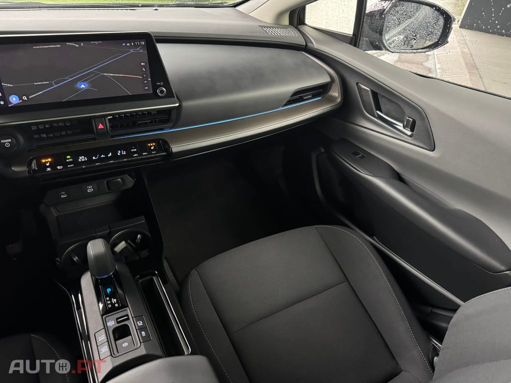 Toyota Prius 2.0 Plug-in Luxury