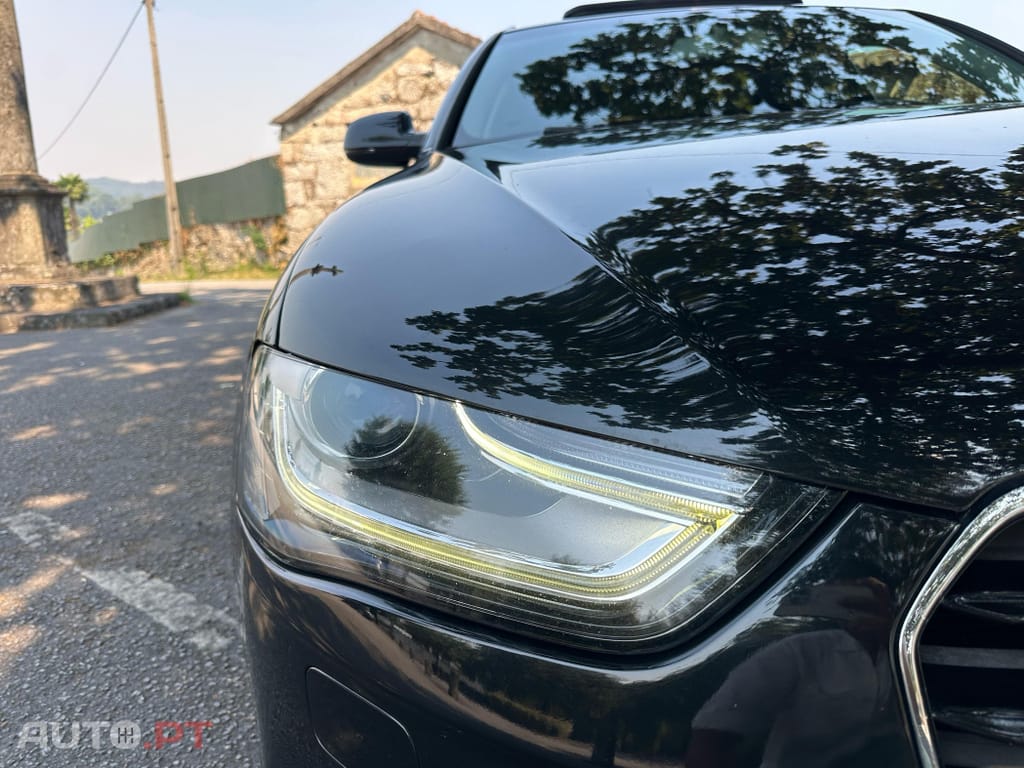 Audi A4 Avant 2.0 TDi Business Line S-line