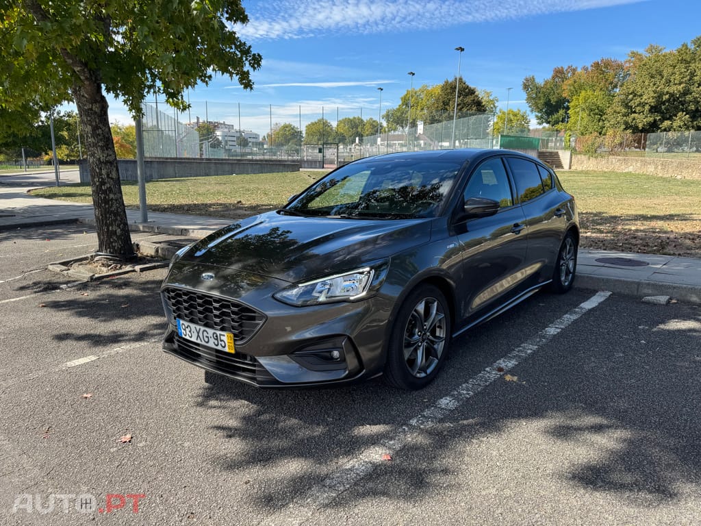 Ford Focus ST Line
