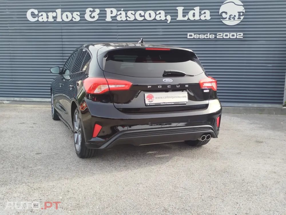 Ford Focus 1.0 EcoBoost MHEV ST-Line