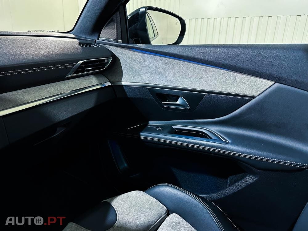 Peugeot 3008 1.6 Hybrid4 GT Pack e-EAT8