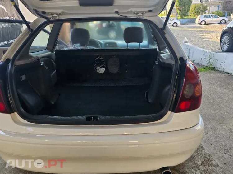 Toyota Corolla 2.0 D-4D Sol