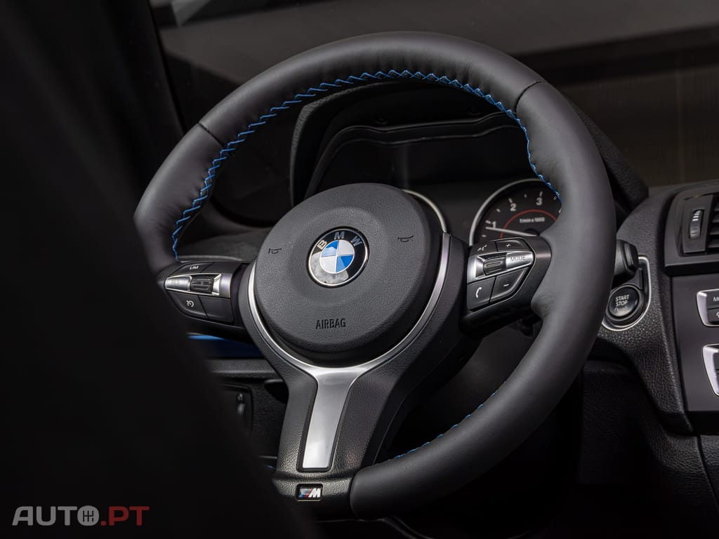 BMW 218 d Pack M Auto