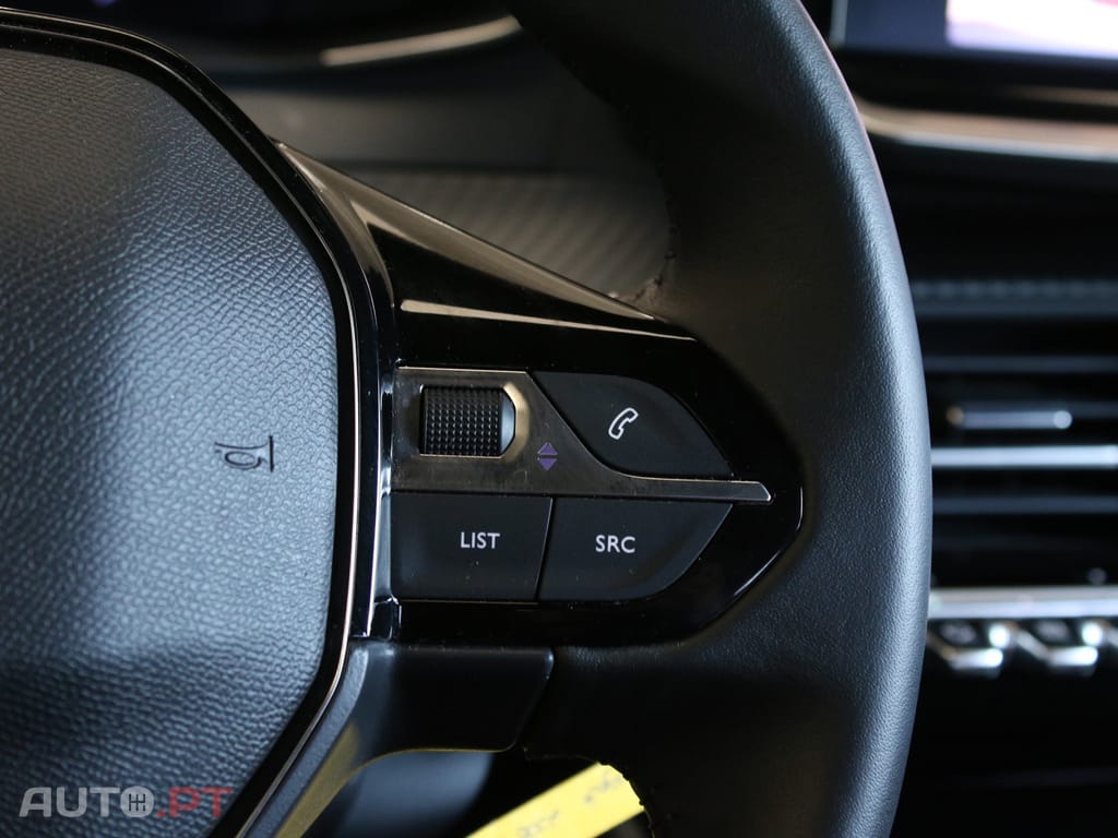 Peugeot 2008 1.2 PureTech Allure
