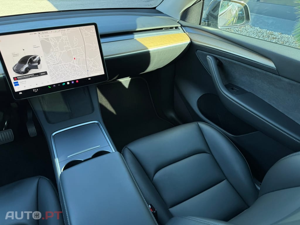 Tesla Model Y Long Range Tração Integral