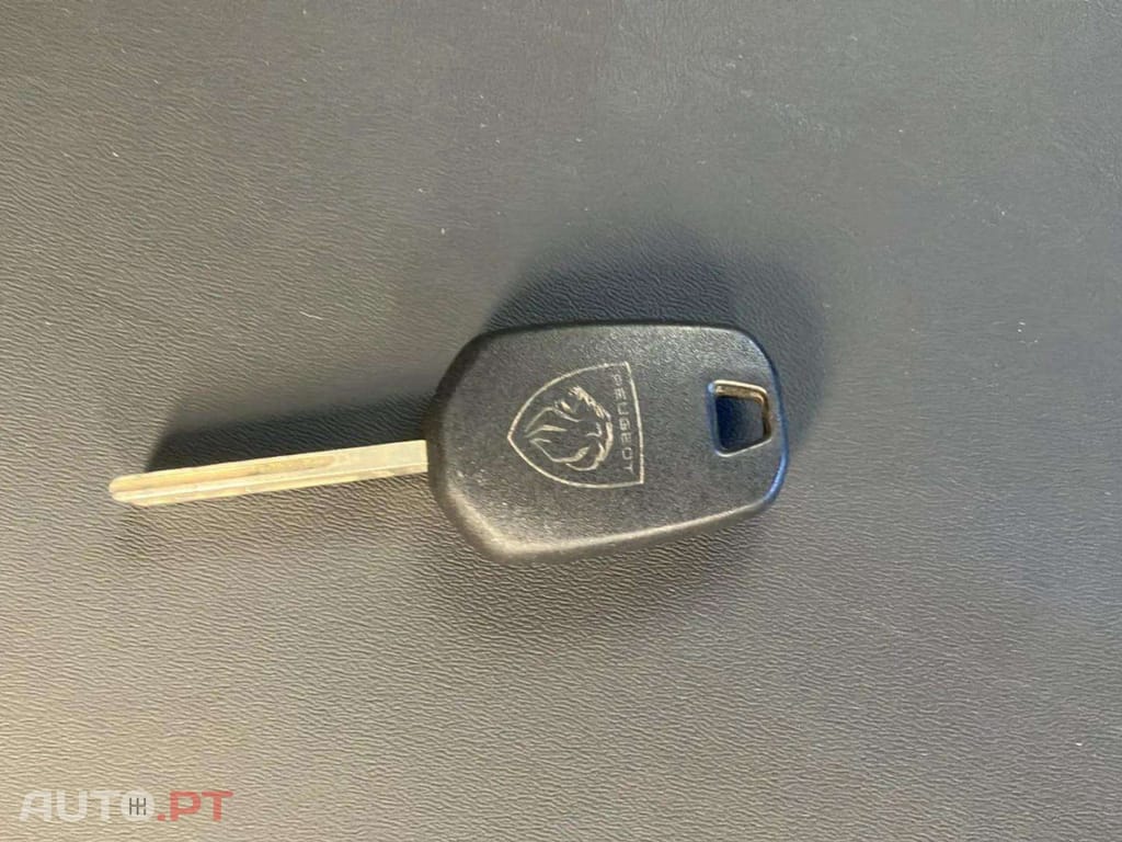 Peugeot 2008 1.2 PureTech Allure